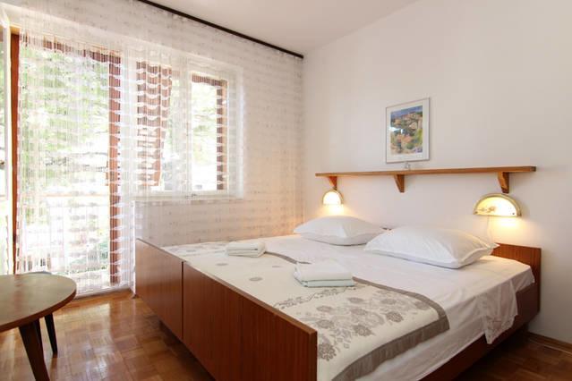 Eco-Apartments With Nice Garden Baška Voda エクステリア 写真