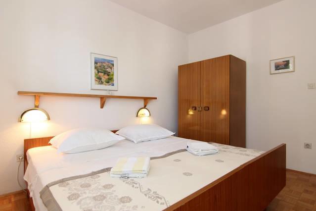 Eco-Apartments With Nice Garden Baška Voda エクステリア 写真
