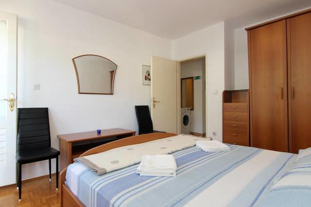 Eco-Apartments With Nice Garden Baška Voda エクステリア 写真